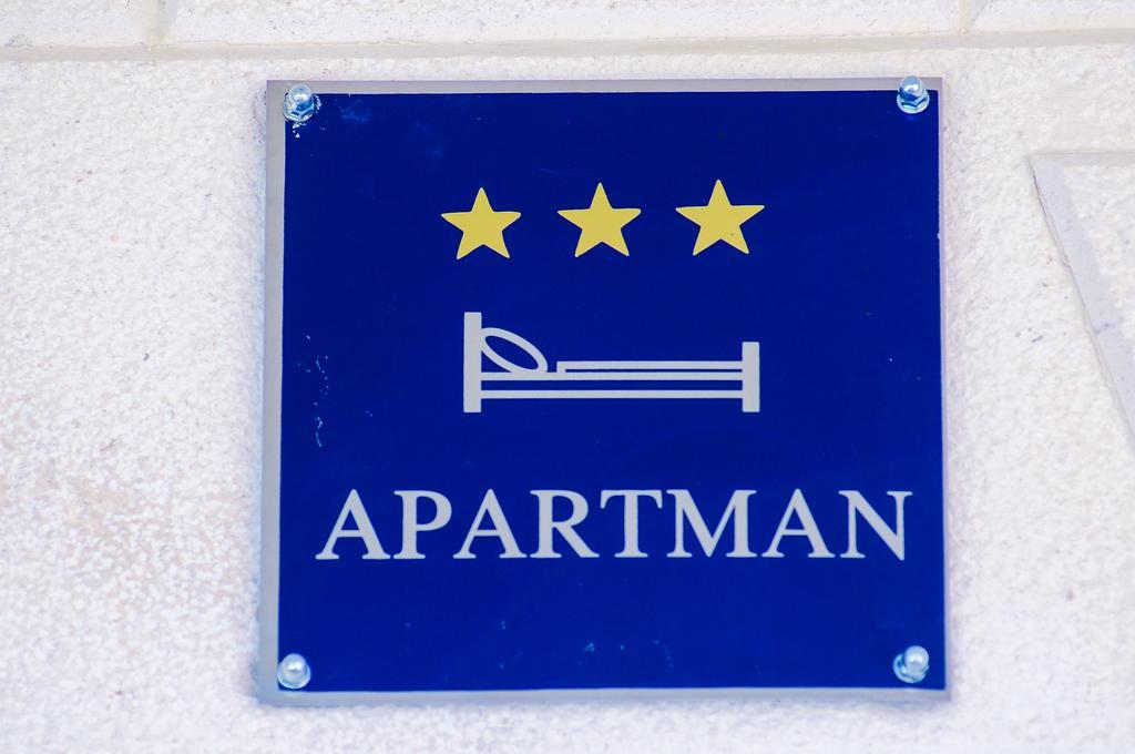 Apartments Anamarija Split Bagian luar foto